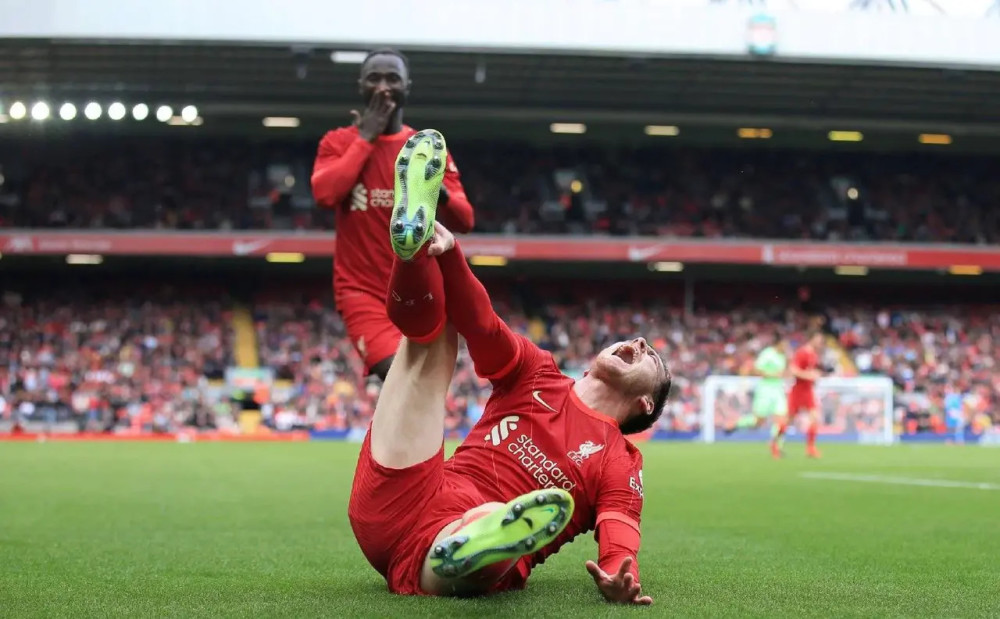  利物浦铁卫重伤恐赛季报销  