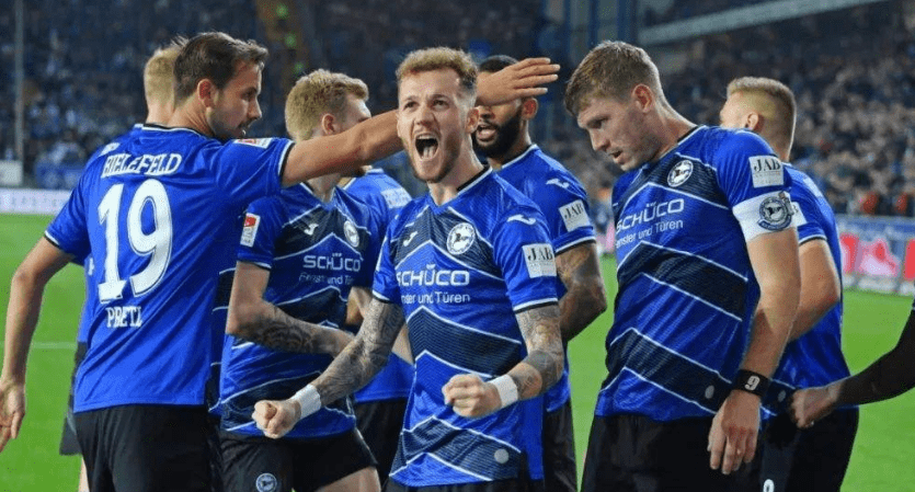  柏林联合主场不敌狼堡，保级形势急转直下  